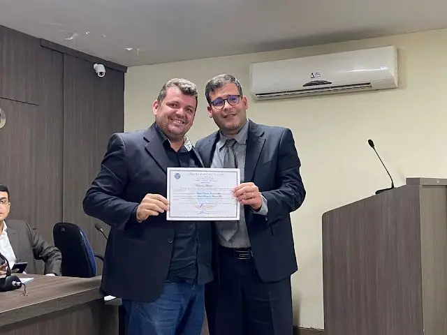 Câmara Municipal aprova moção de aplausos para presidente do IMPSEC e prefeito de Cuité