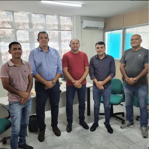 Presidente da Câmara de Cuité visita superintendência estadual do INCRA