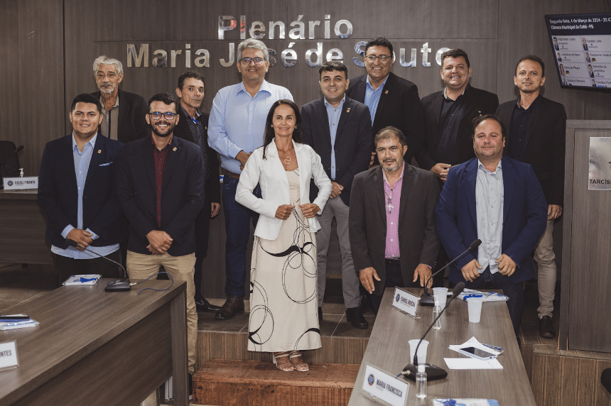 Câmara Municipal de Cuité abriu o 1º período ordinário de sessões de 2024, contando com a presença dos titulares dos 11 assentos do Poder Legislativo e do chefe do Executivo.